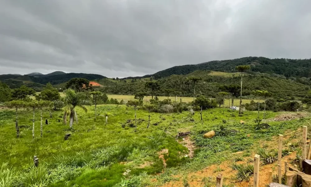 fazenda-s-tio-ch-cara-com-2-quartos-venda-20000m-no-centro-rancho-queimado (19)